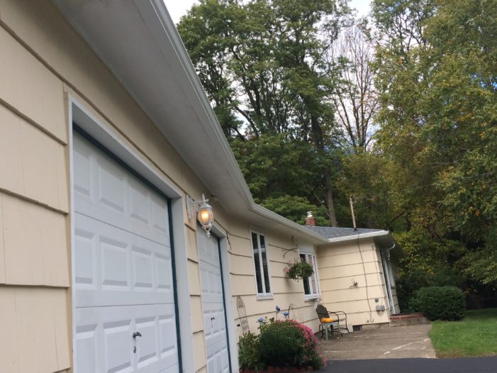 rochester gutters repair fix companies irondequoit webster penfield ny